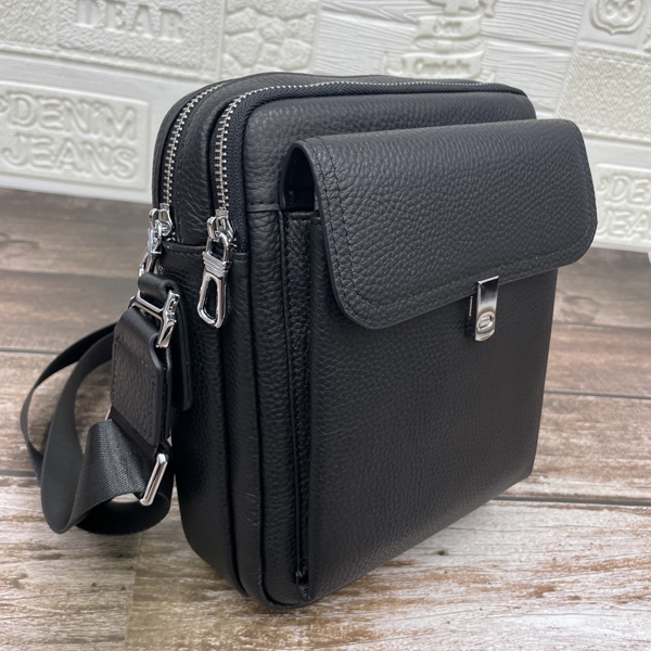 スーパーコピーブランドバッグ側面デザイン